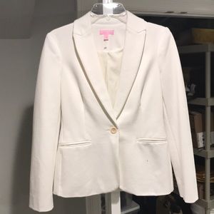 Gorgeous winter white blazer